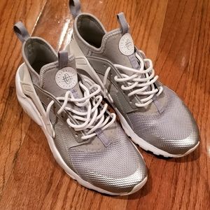 Nike air Huarache run ultra Gs